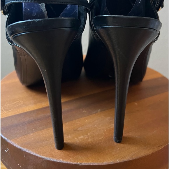 Vince Camuto Women's Fenette Heel Black Size 10 Good Condition - Picture 9 of 15